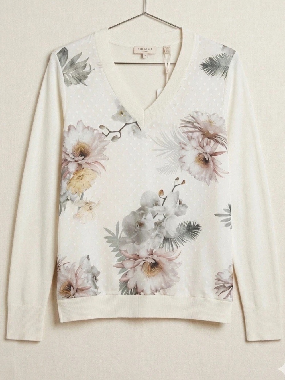NWT Ted Baker Kaylaaa Woodland Floral Silk Blend V-Neck Sweater Top 2 US 6 M